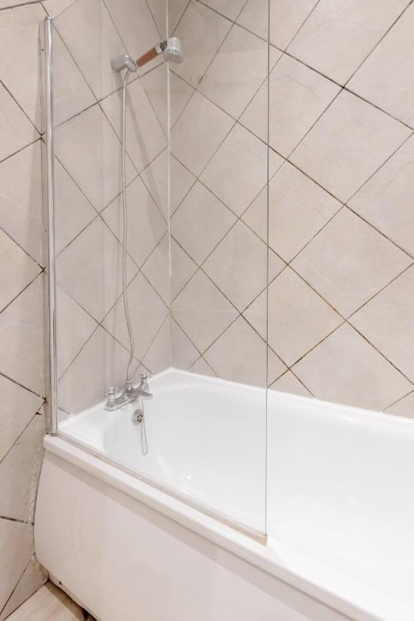 Spacious Apt In Central Appartement Londres